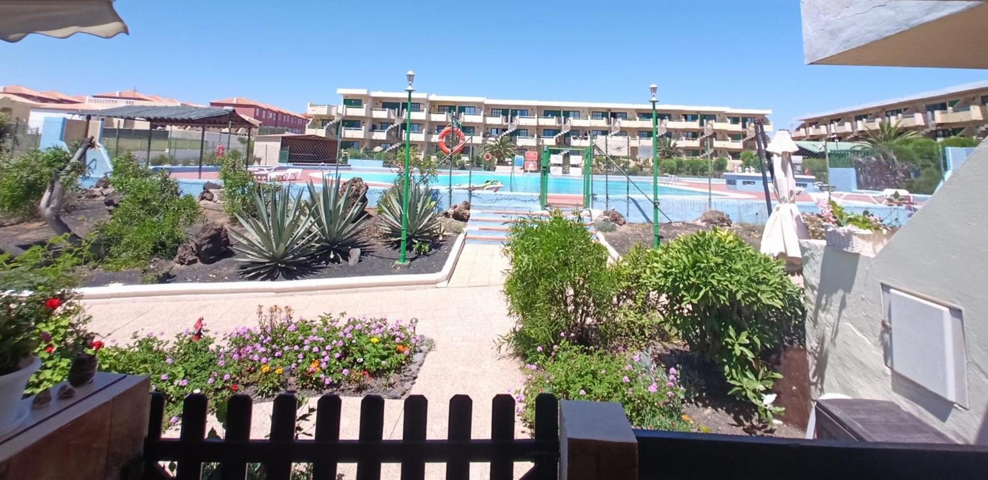 Sunny Bungalow With Pool View By Ocean كوستا دي أنتيجوا المظهر الخارجي الصورة